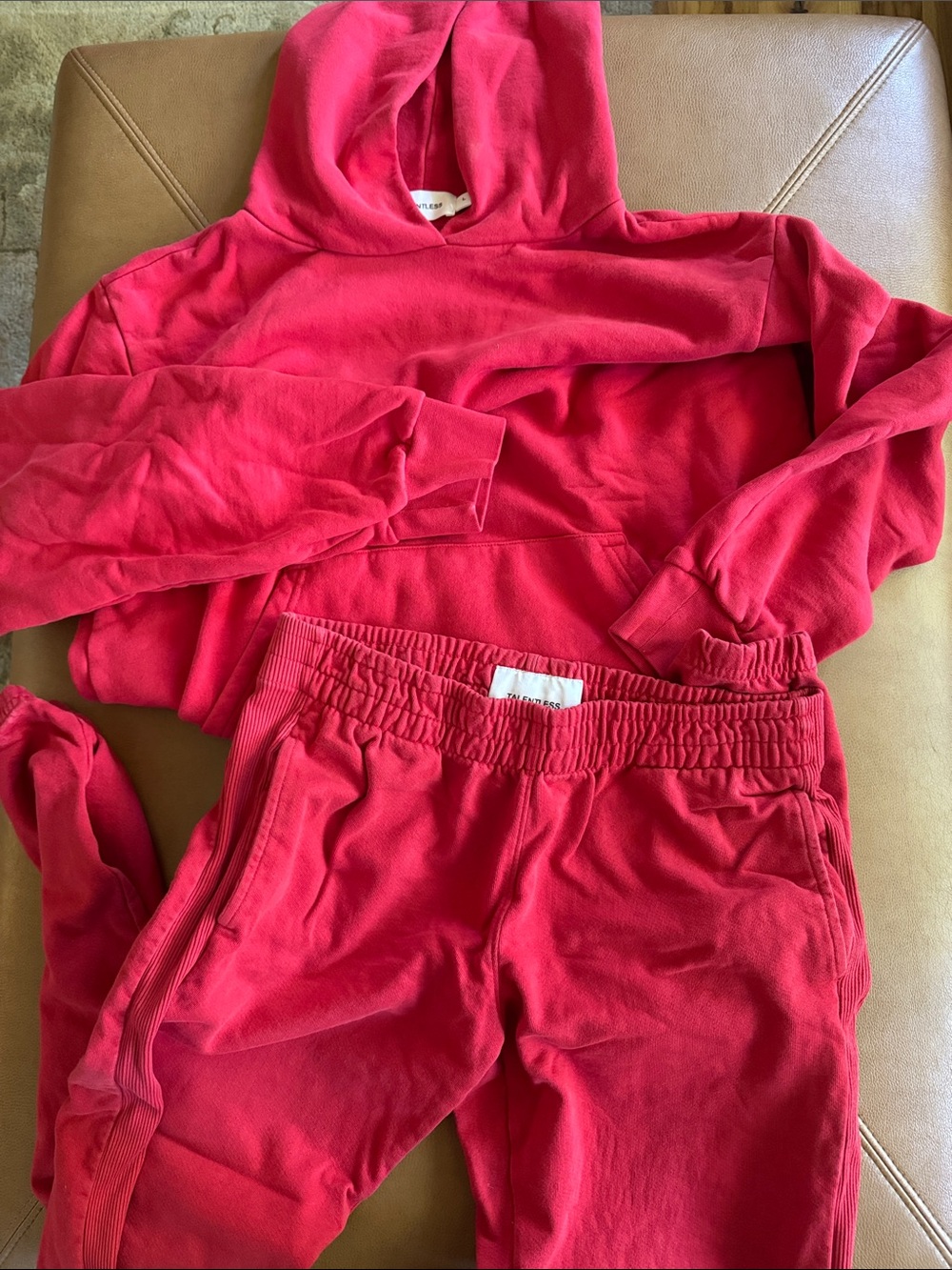 Talentless Red Hoodie & Jogger Bottoms Set size large